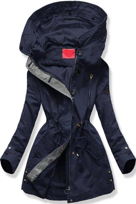Tmavomodrá parka na jeseň/zimu