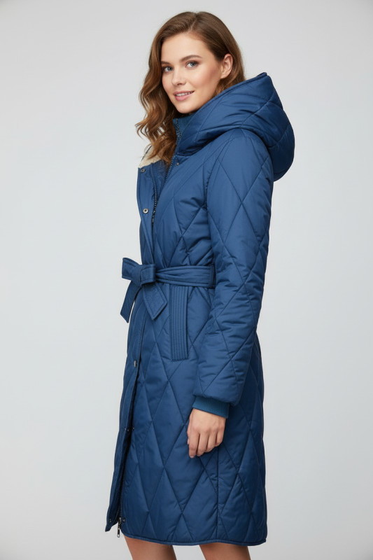 Modrá prešívaná bunda s opaskom