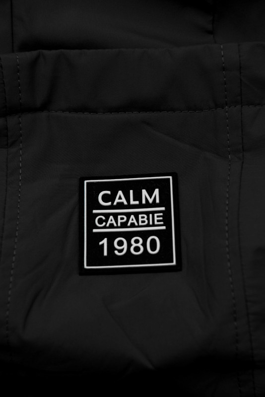 Čierna prechodná parka CALM