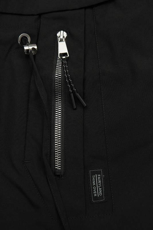 Predĺžená parka s potlačou v kapucni čierna