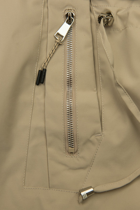 Predĺžená parka s potlačou v kapucni béžová