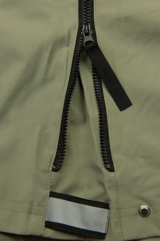 Olivovozelená prechodná parka so sťahovaním v páse