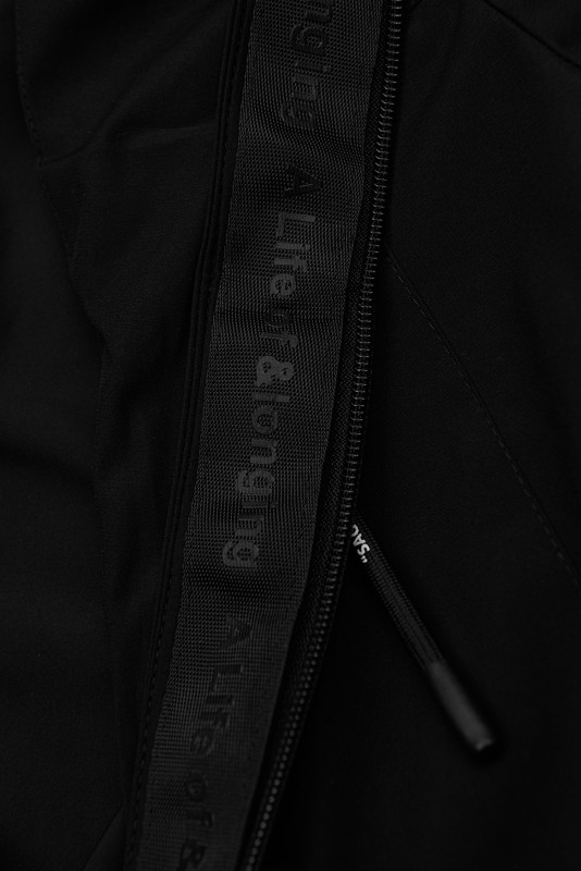 Čierna jarná parka s dvojcestným zipsom