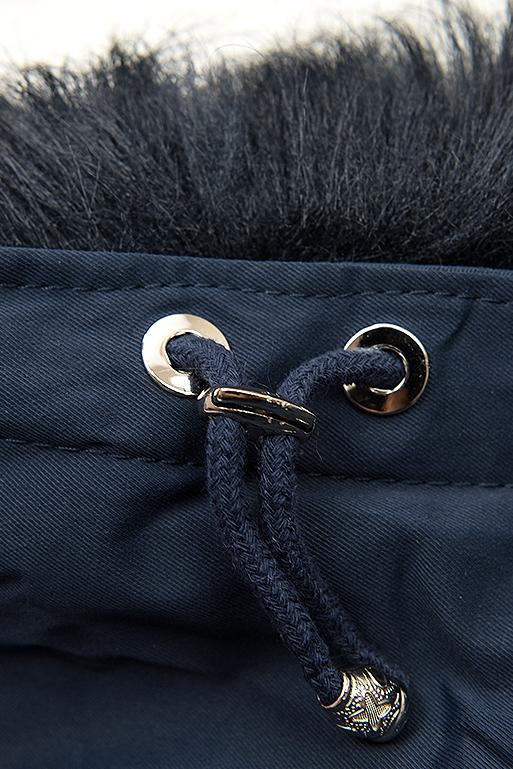 Modro-biela zimná parka