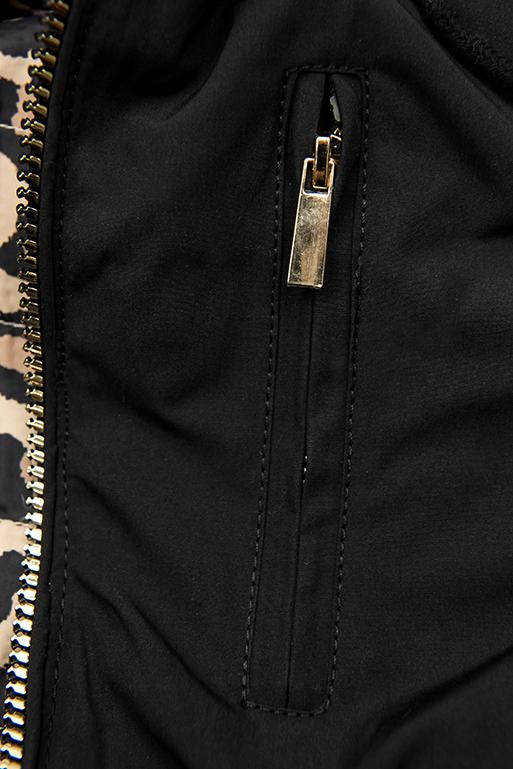 Čierna obojstranná parka s leopardím vzorom