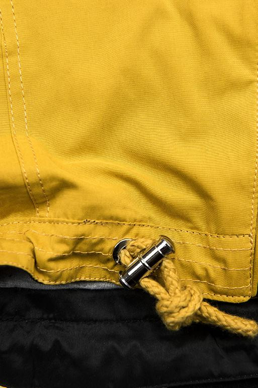 Žltá prechodná parka so sivou podšívkou