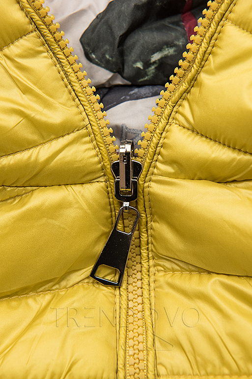 Žltá prešívaná bunda s farebnou podšívkou