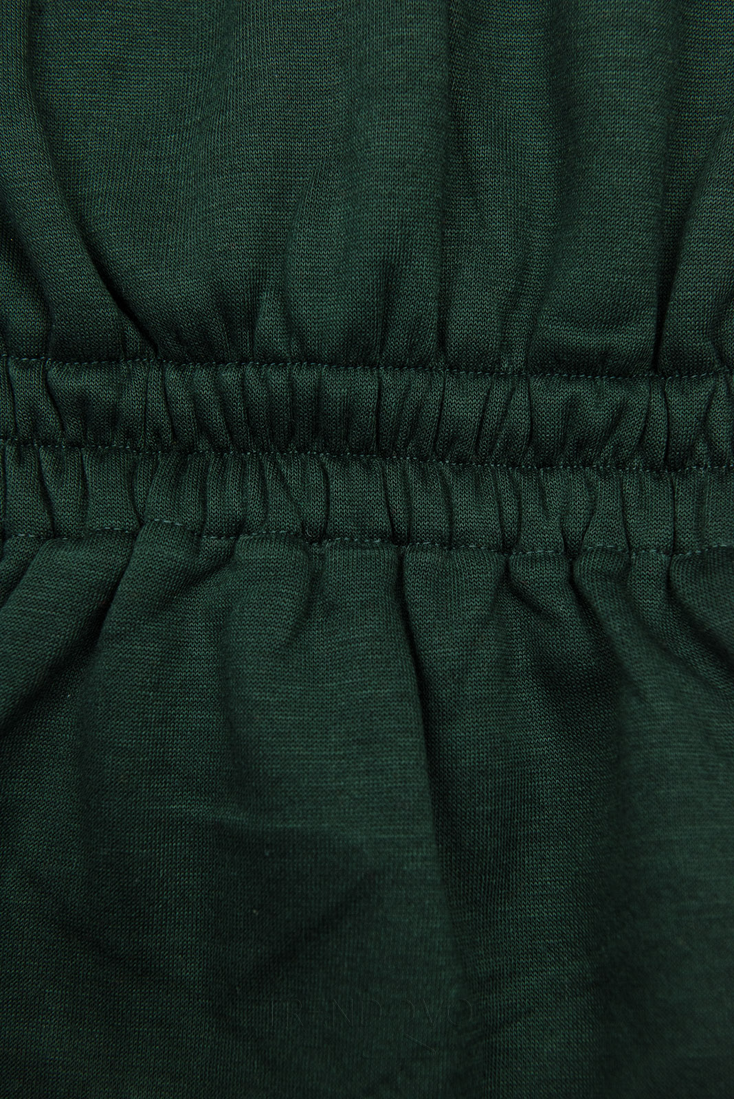Smaragdovozelená mikina s tvarovaným pásom