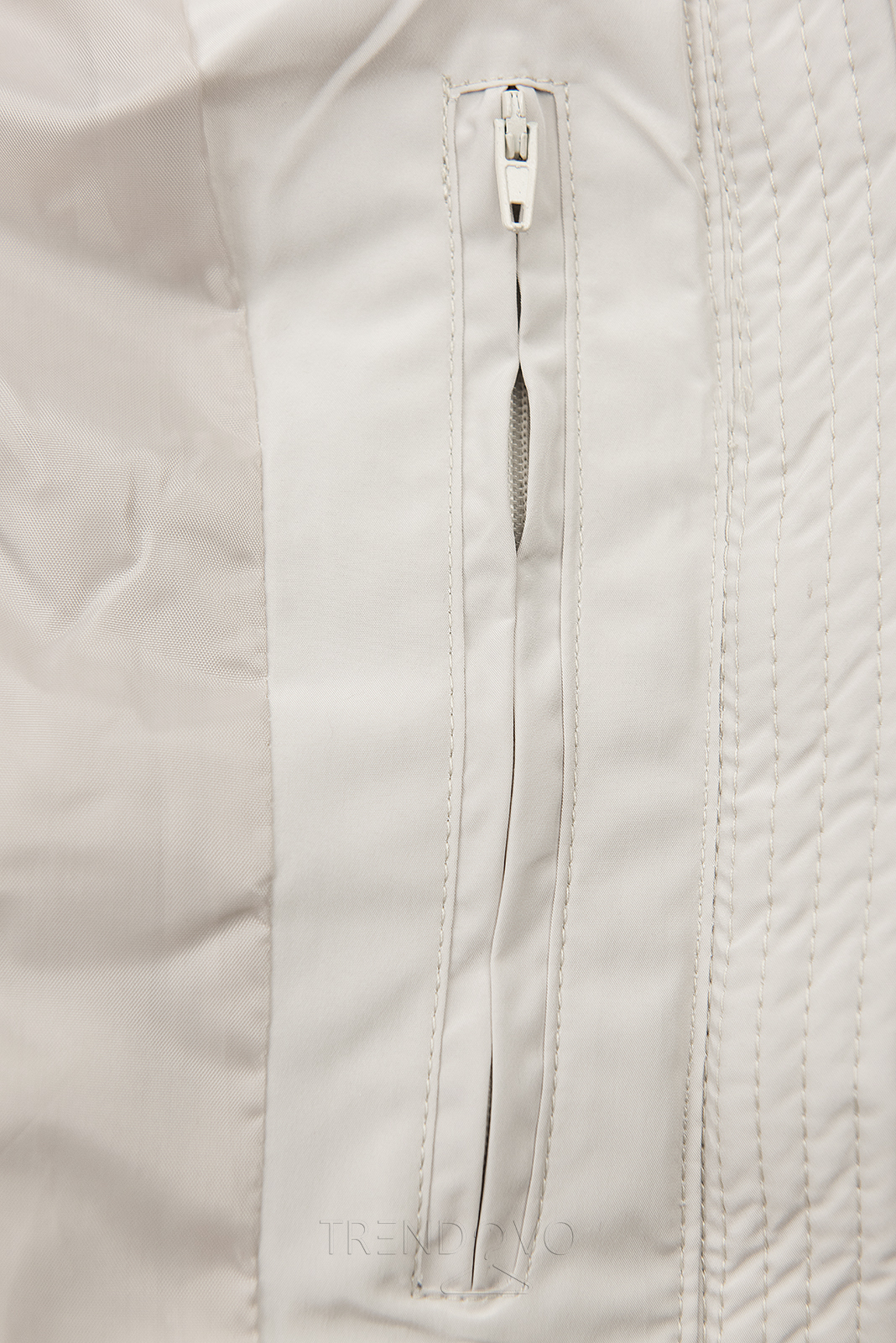 Krémovo biela zimná bunda v predĺženom strihu