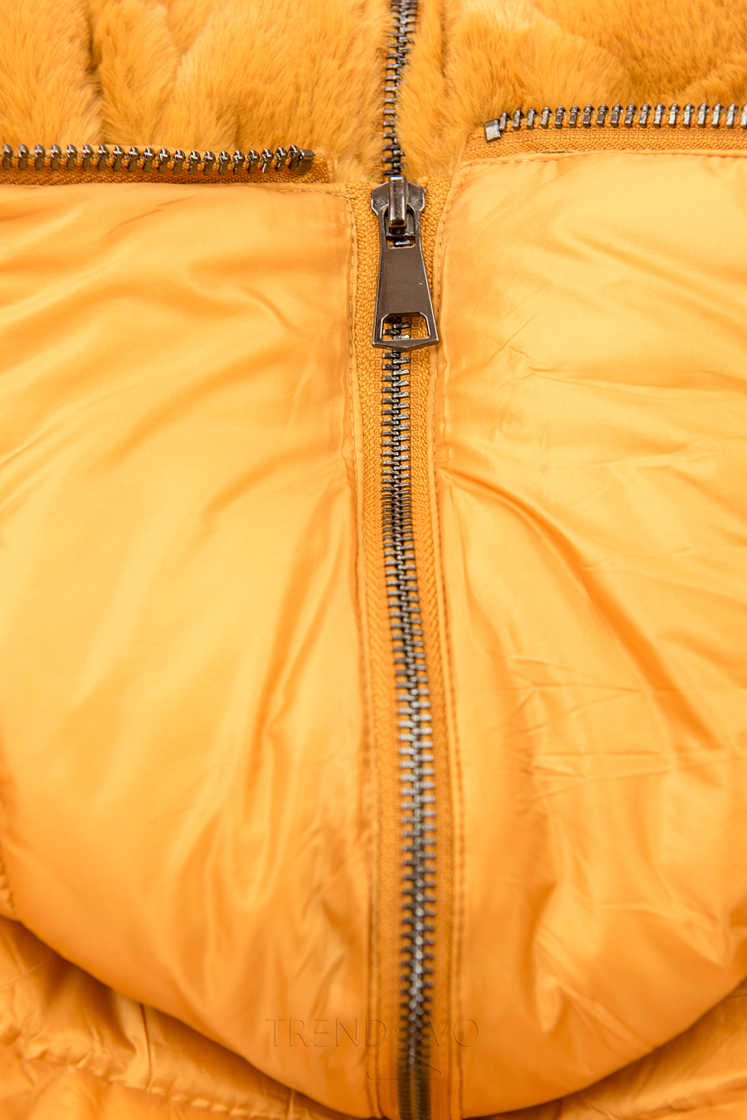 Žltá obojstranná bunda s plyšom