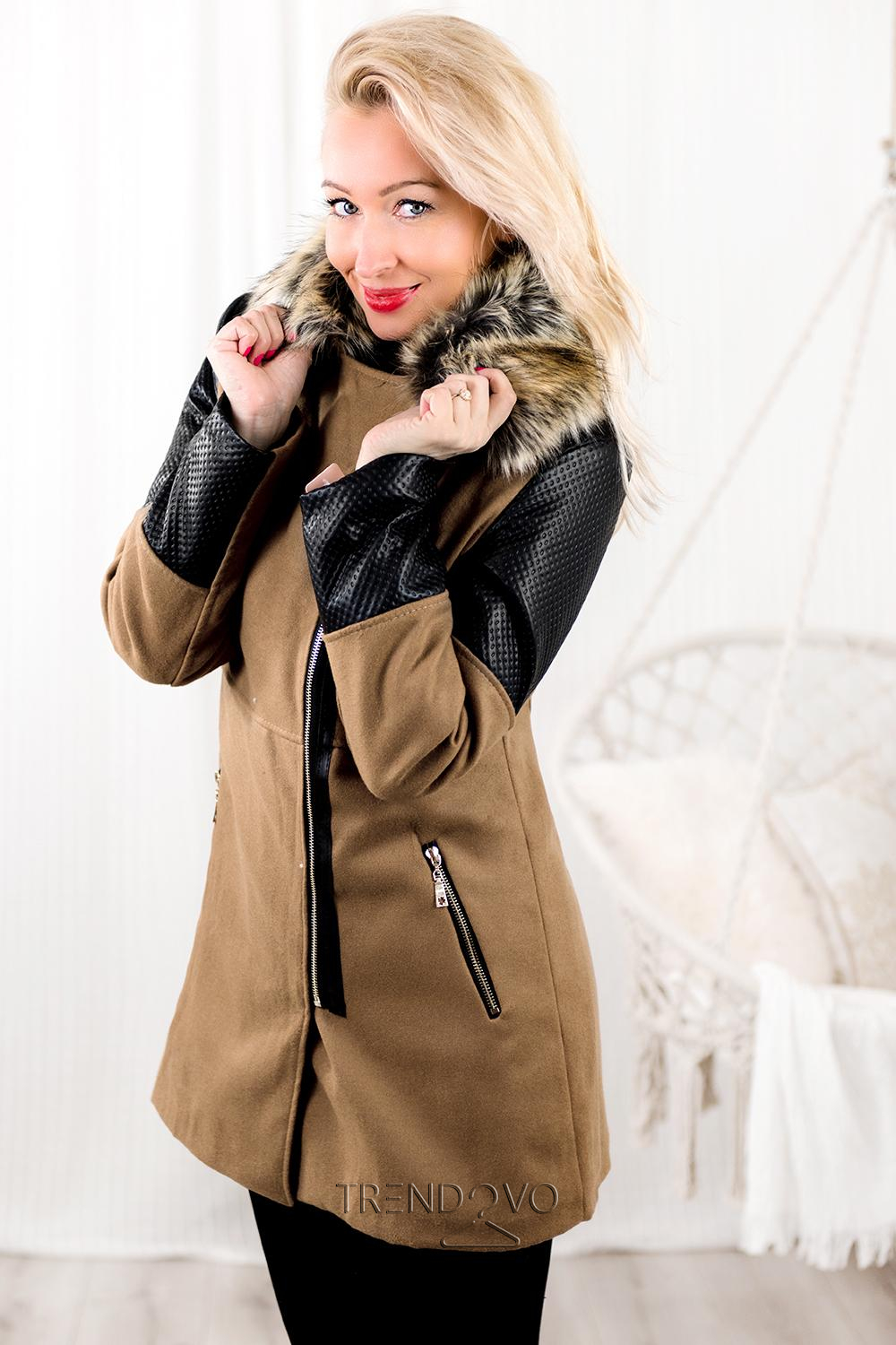 Béžový zimný kabát s kožušinovou podšívkou