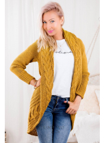 Žltý pletený sveter