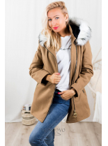 Hnedý kabát s kapucňou