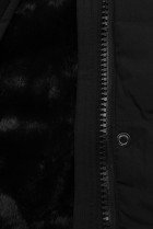Teplá prešívaná bunda v čiernej farbe