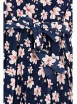 Tmavomodré letné kvetinové šaty