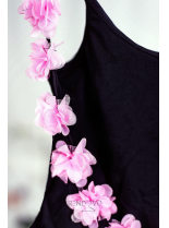Čierne jednodielne plavky s kvetinovou aplikáciou