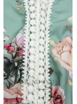 Mätovozelené kvetinové šaty s volánmi a čipkou